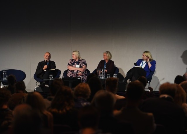 Keynote summary: Neighbourhood health needs new partnerships, new places and new thinking image