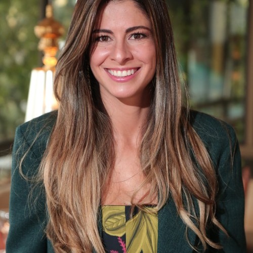 Cláudia de Souza Libânio Photo