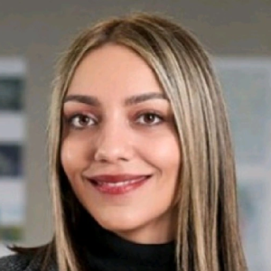 Dorsa Jalalian Photo