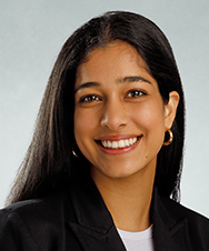 Anya Shah Photo