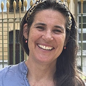 Lynne Houlbrooke Photo