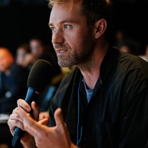 Simon Battisti Photo